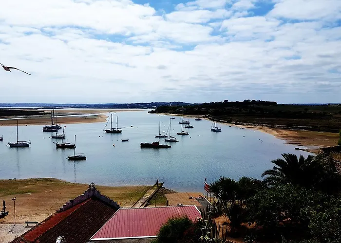 Ria House Дом отдыха Алвор